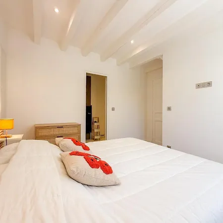 Pied-a-terre Ideal A Avec Jardin Et Parking Lägenhet